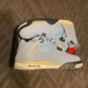 Jordan 4 Retro “University Blue”